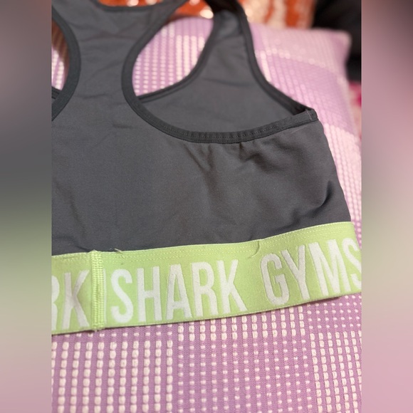 Gymshark sz L Sport Bra (no padding) - Picture 8 of 10